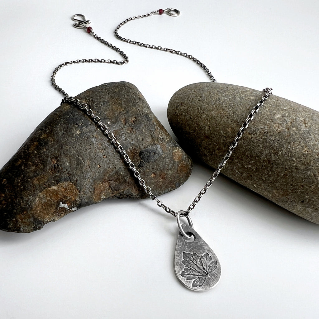 Geranium Teardrop Necklace
