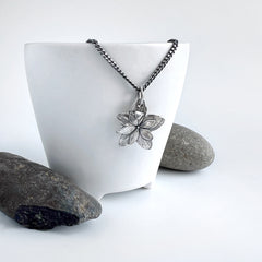 Shooting Star Hydrangea Necklace Small