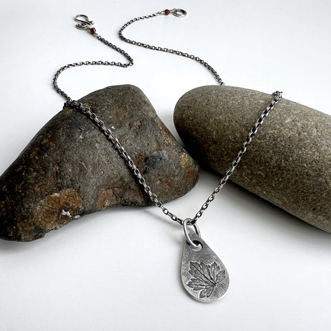 Geranium Teardrop Necklace