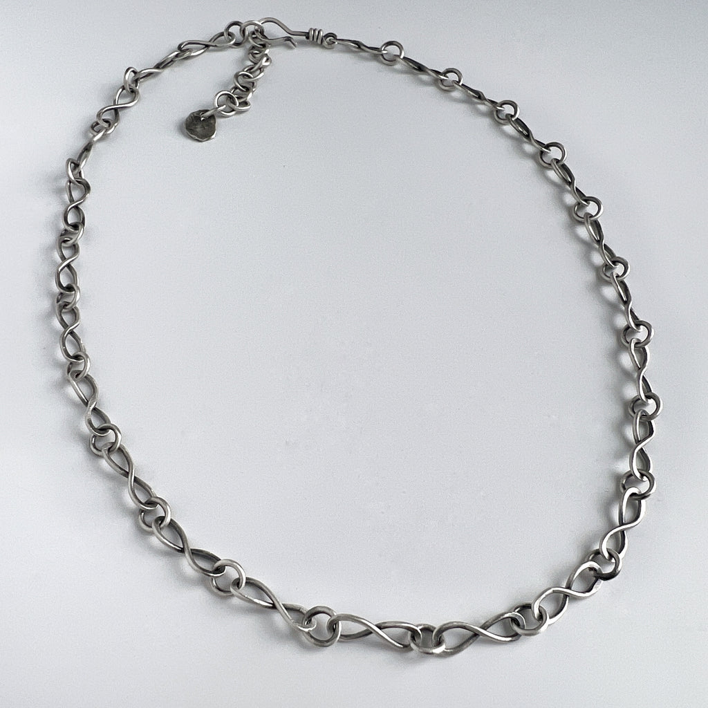 Infinity Link Chain Necklace – PurSueSilver