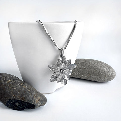 Shooting Star Hydrangea Necklace