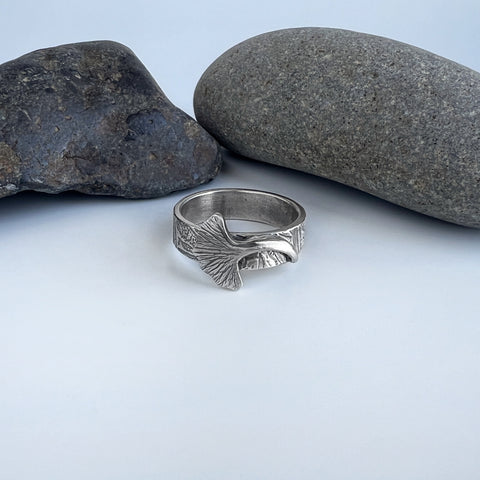 Ginkgo Leaf Band Ring