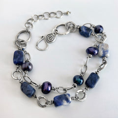 Sodadite, Pearl and Silver Bracelet